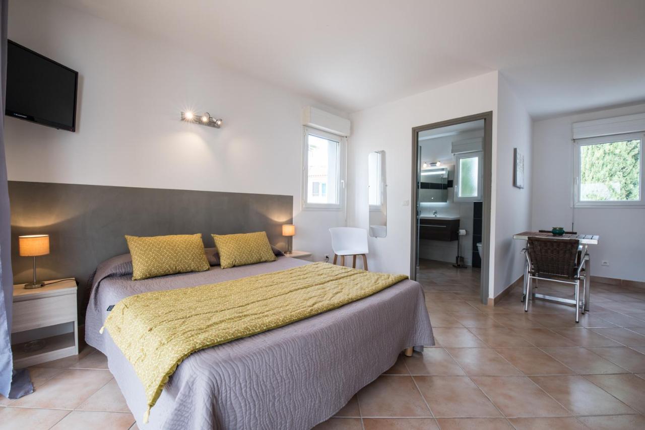 Les Alizes Residence & Spa LʼÎle-Rousse Екстериор снимка