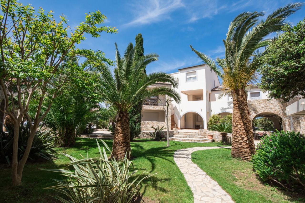 Les Alizes Residence & Spa LʼÎle-Rousse Екстериор снимка
