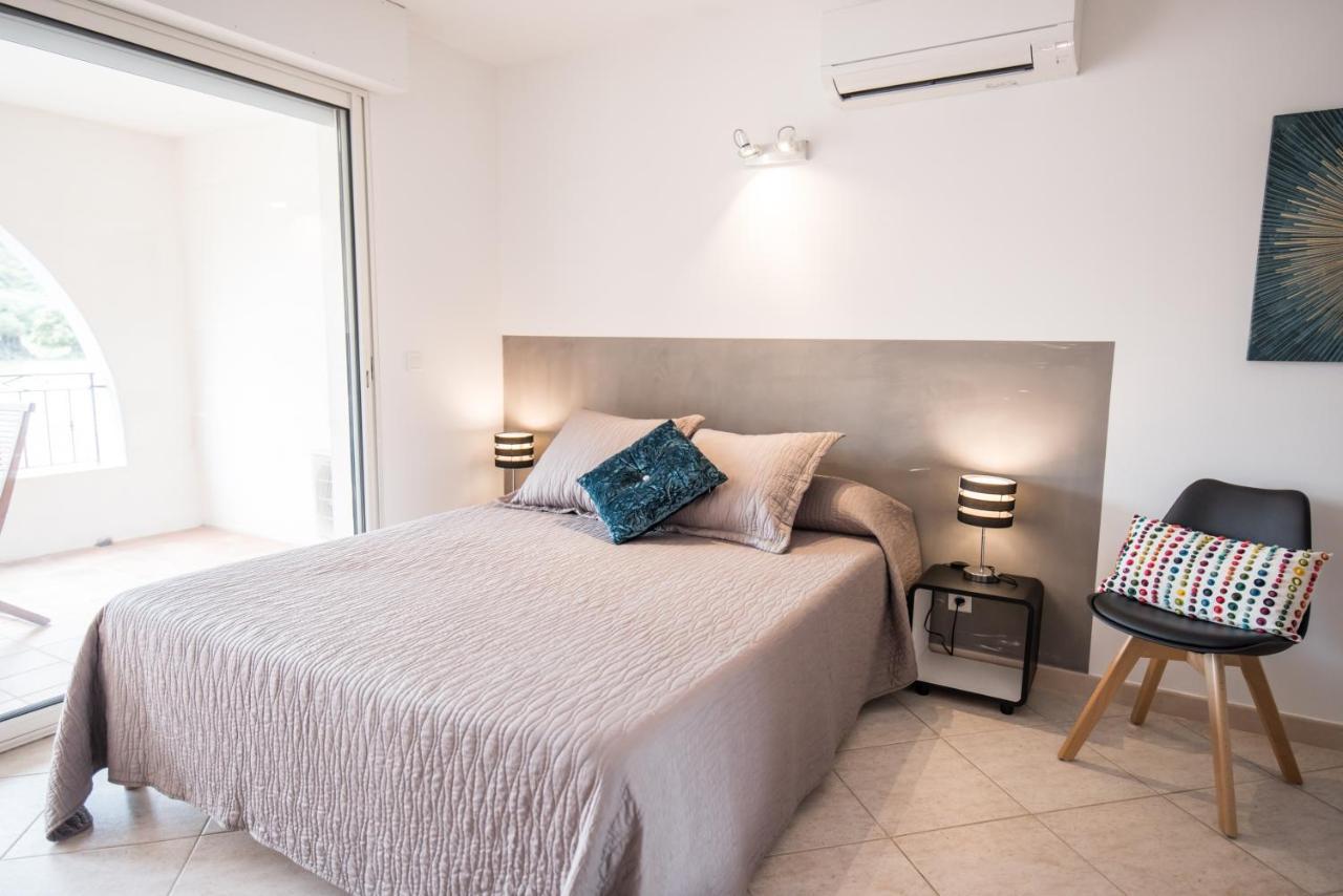 Les Alizes Residence & Spa LʼÎle-Rousse Екстериор снимка