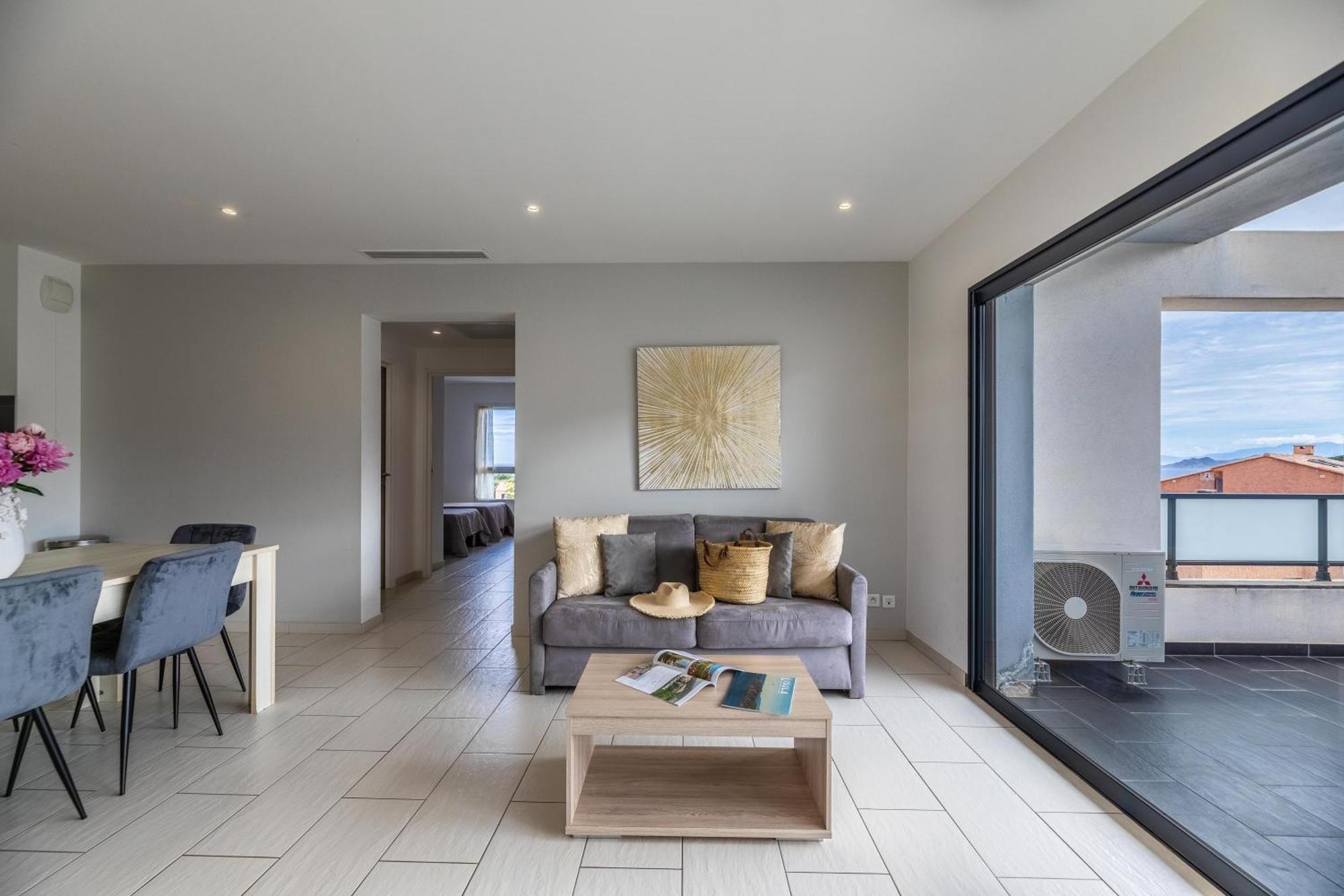 Les Alizes Residence & Spa LʼÎle-Rousse Екстериор снимка