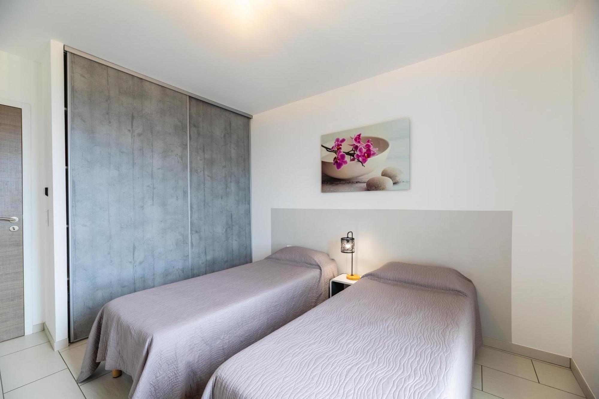 Les Alizes Residence & Spa LʼÎle-Rousse Екстериор снимка
