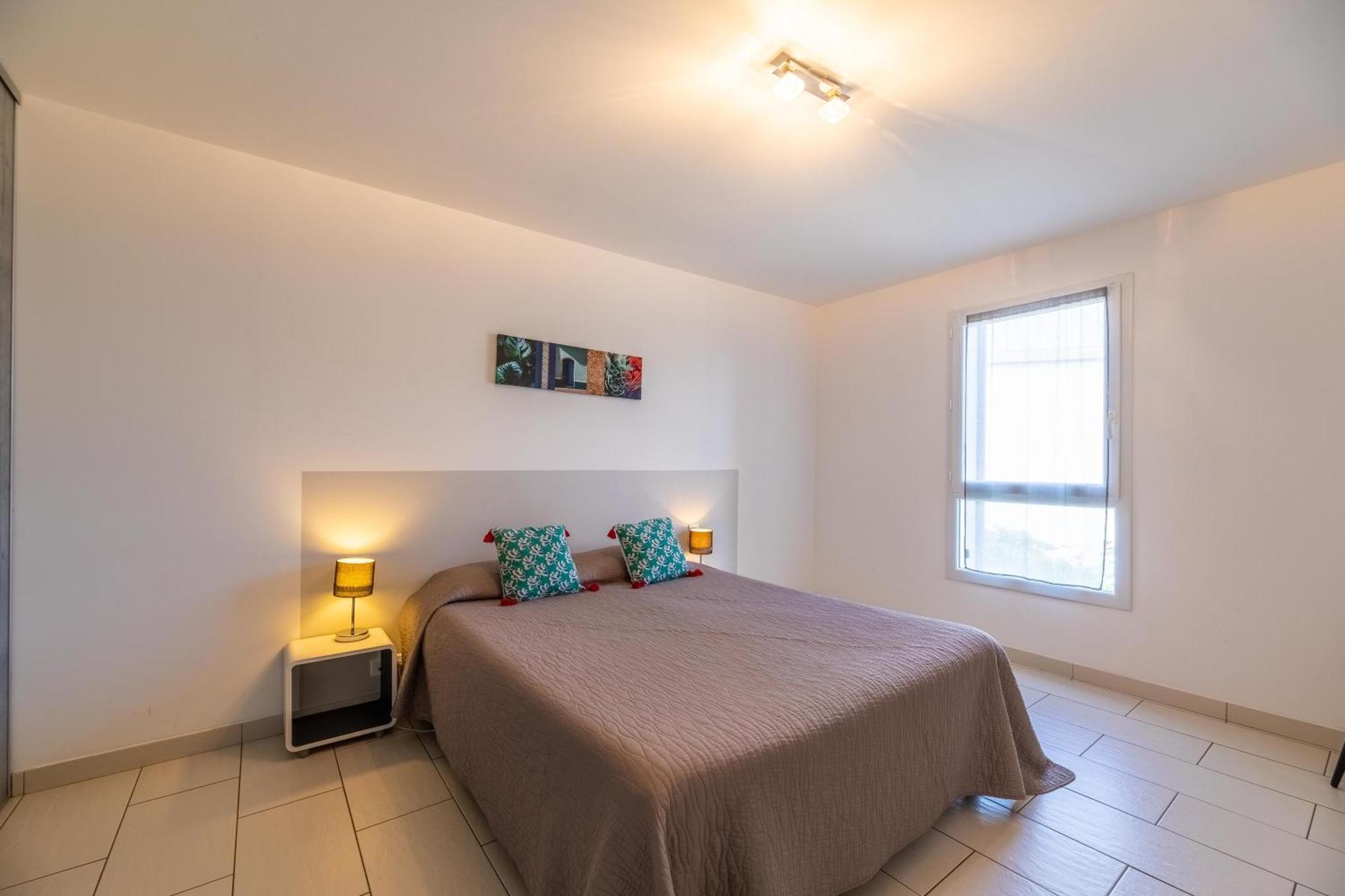 Les Alizes Residence & Spa LʼÎle-Rousse Екстериор снимка