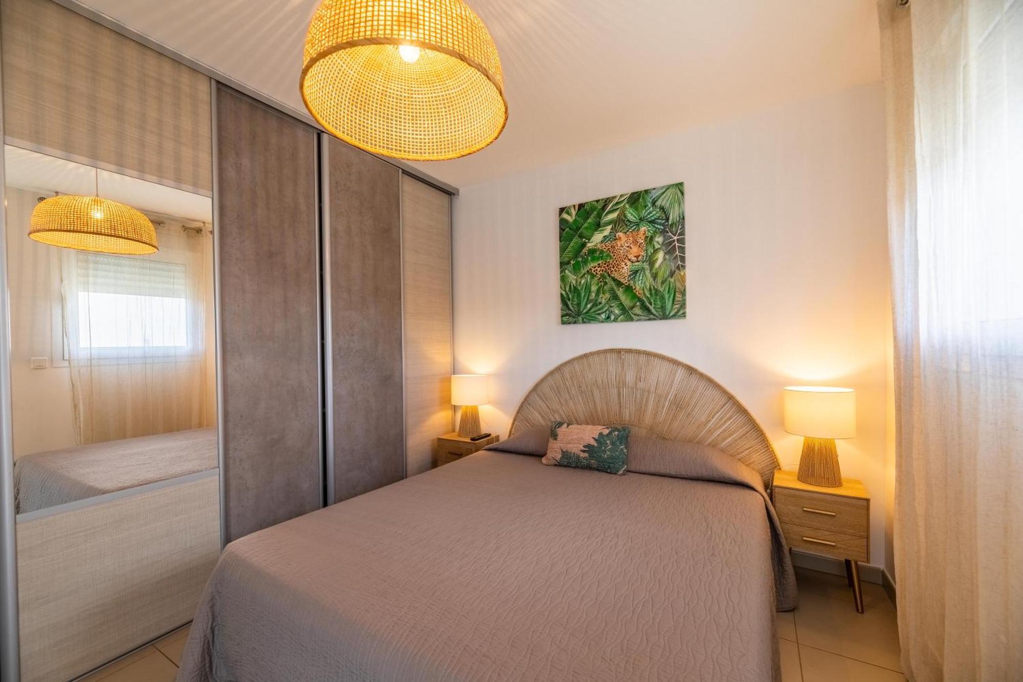 Les Alizes Residence & Spa LʼÎle-Rousse Екстериор снимка