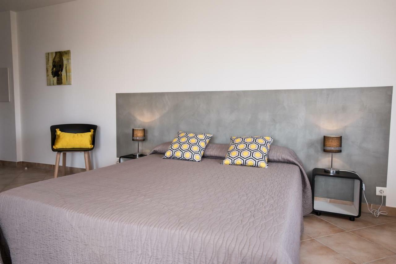 Les Alizes Residence & Spa LʼÎle-Rousse Екстериор снимка